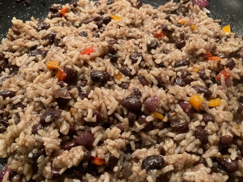 How to Make Costa Rican Rice and Beans: Gallo Pinto